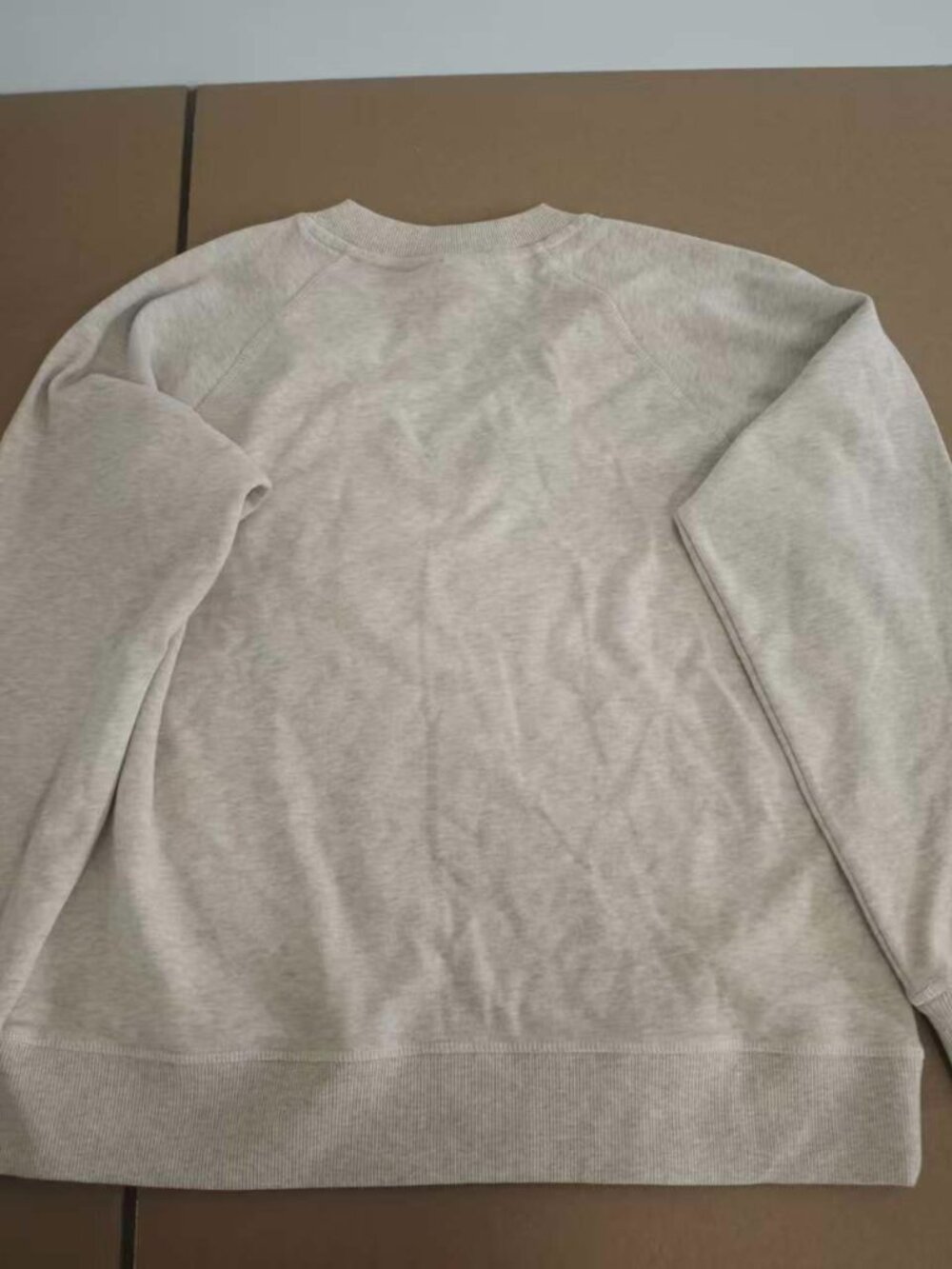 Women's Victoria Sweatshirt | NWT - Picture 6 of 6